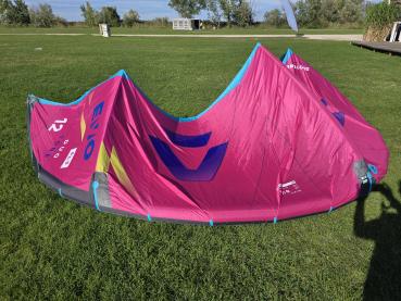 Preview: 2025 Duotone Evo SLS 12m in großartigem Zustand