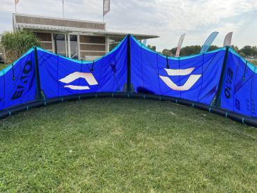 Preview: 2025 Duotone Evo SLS 8m in großartigem Zustand