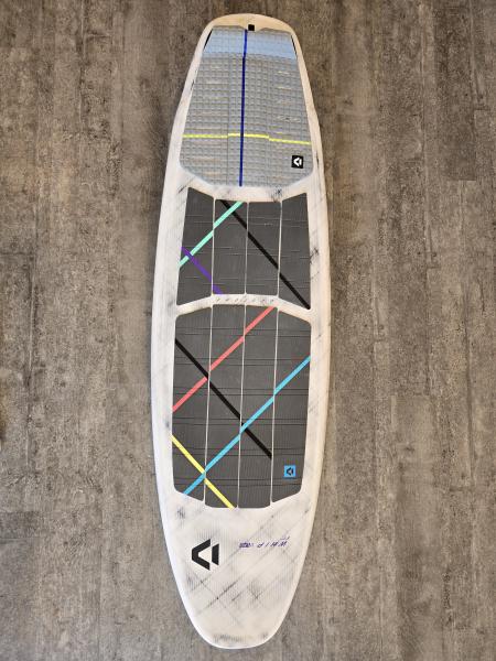 2025 Duotone Whip D/LAB 5'1" mit 22,3l Testboard