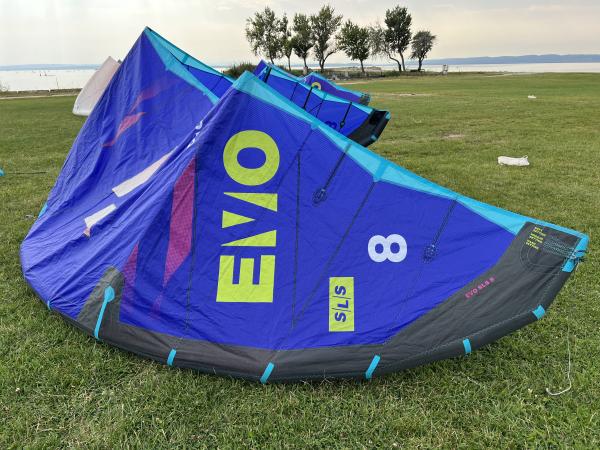 2025 Duotone Evo SLS 8m in großartigem Zustand